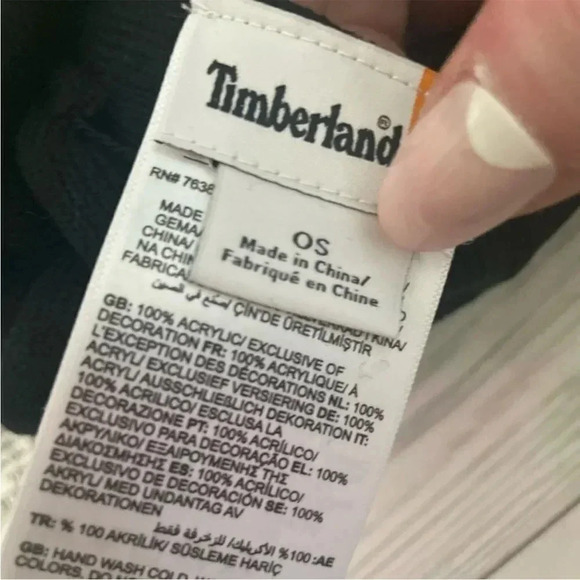 NWT STILL IN PLASTIC TIMBERLAND CUFFED BEANIE WITH TONAL PATCH IN BLACK … - Picture 7 of 8